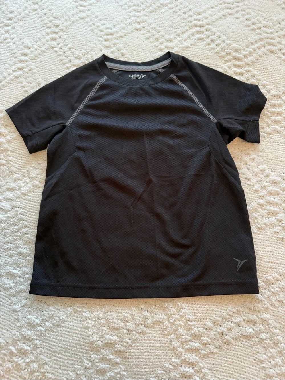 Old Navy boys dri fit  Crew Neck Tee - Black & Navy